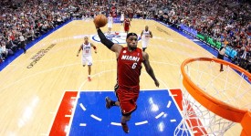 雄鹿签约发展联盟投手，夏联表现平平引质疑